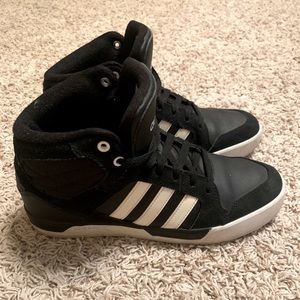 ADIDAS Men’s Tennis Shoes Size 9